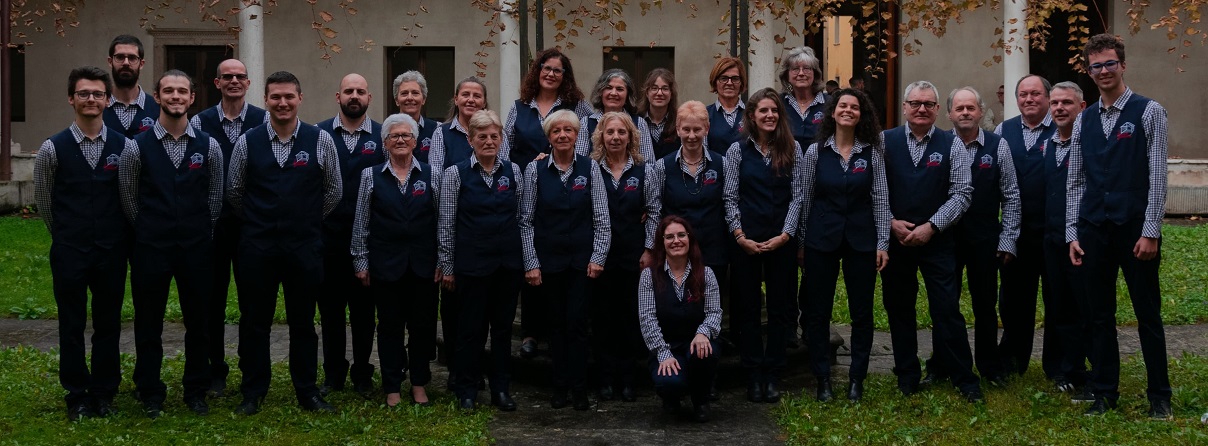 FotoGruppo (211K)